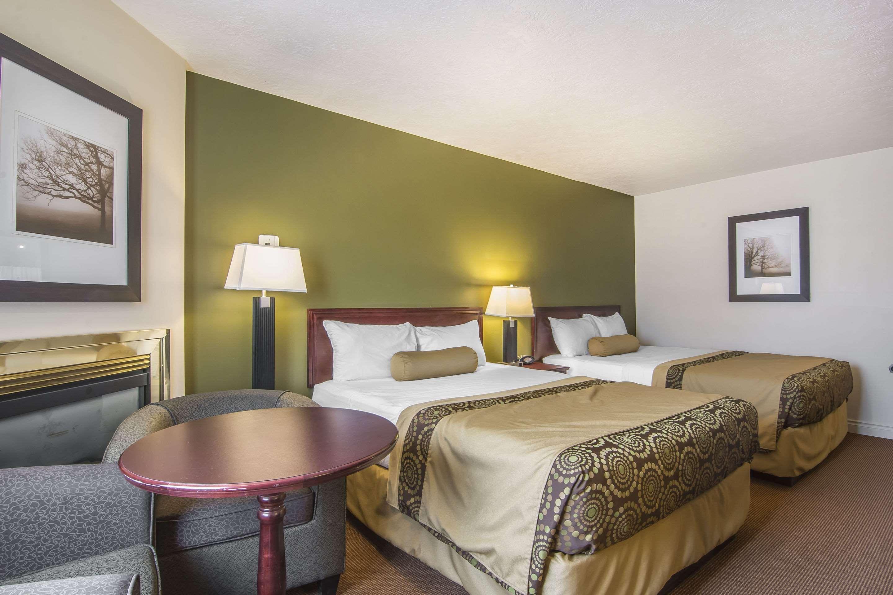 Econo Lodge Inn & Suites High Level Exteriér fotografie