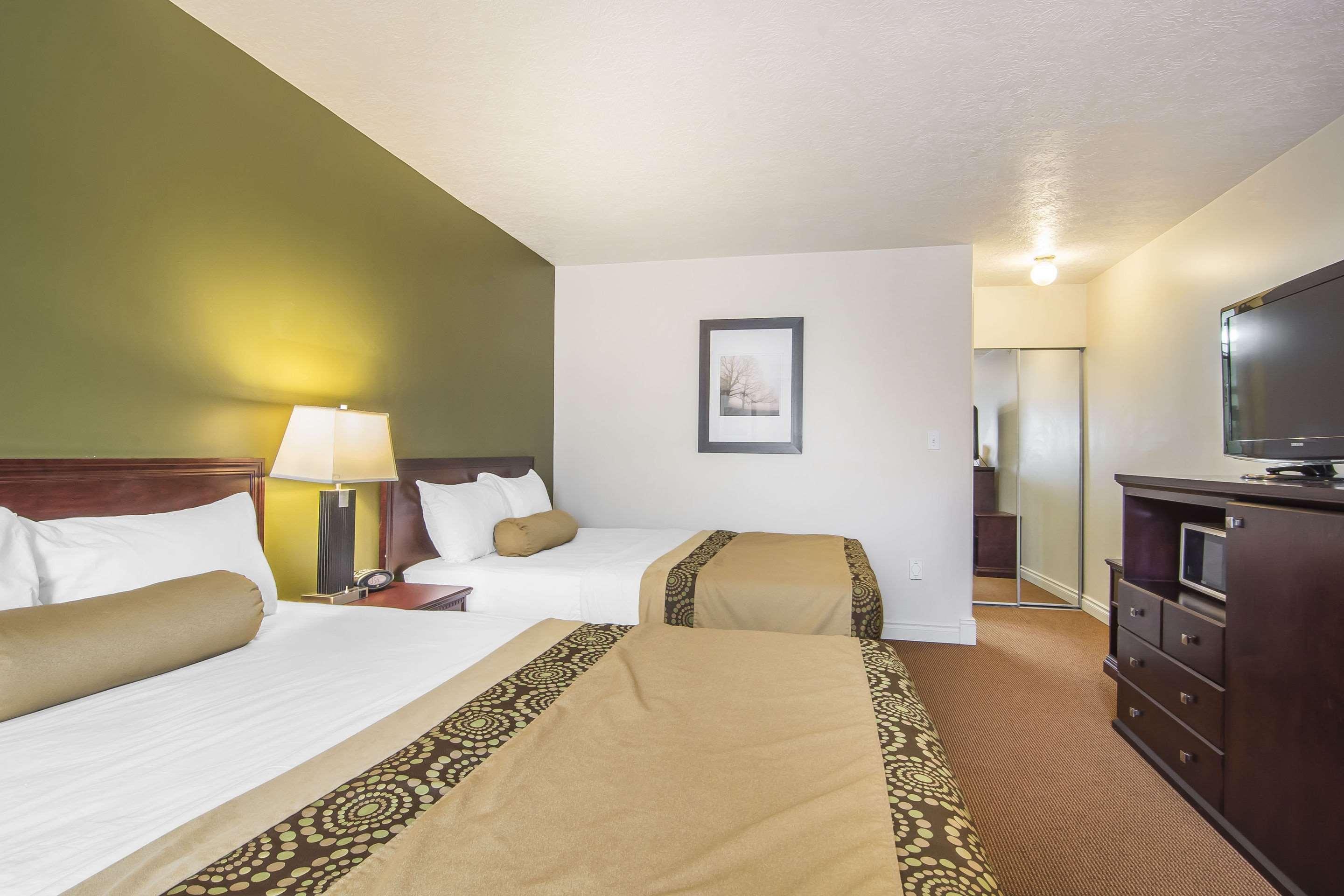 Econo Lodge Inn & Suites High Level Exteriér fotografie