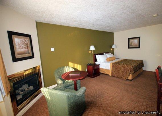Econo Lodge Inn & Suites High Level Pokoj fotografie